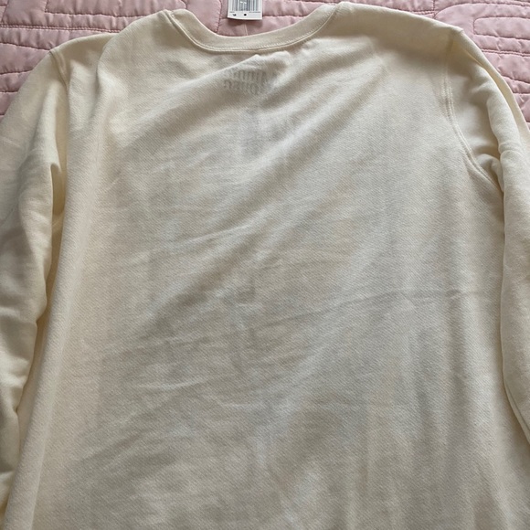 NWT Minnie Mouse Sweater - Picture 3 of 4